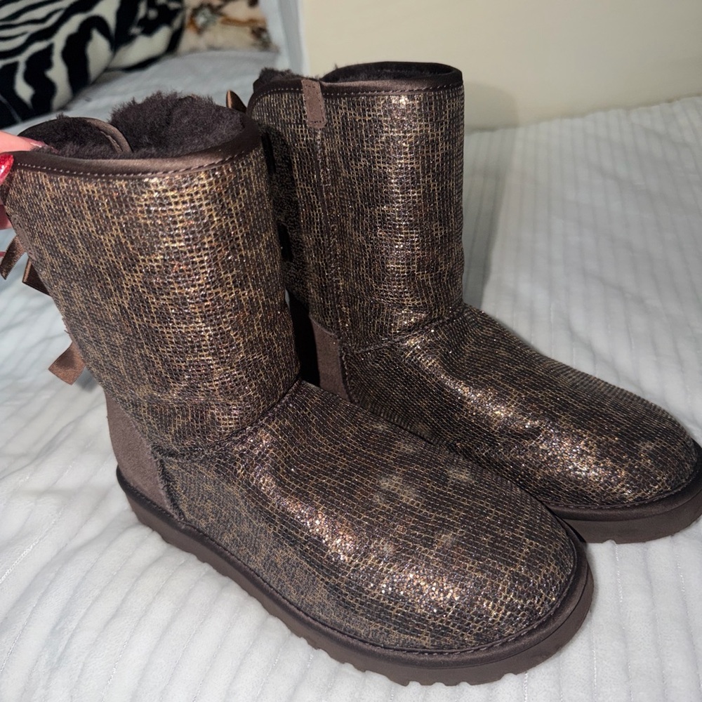 UGG Bailey Bow Glitter Winter Boots - Picture 4 of 7